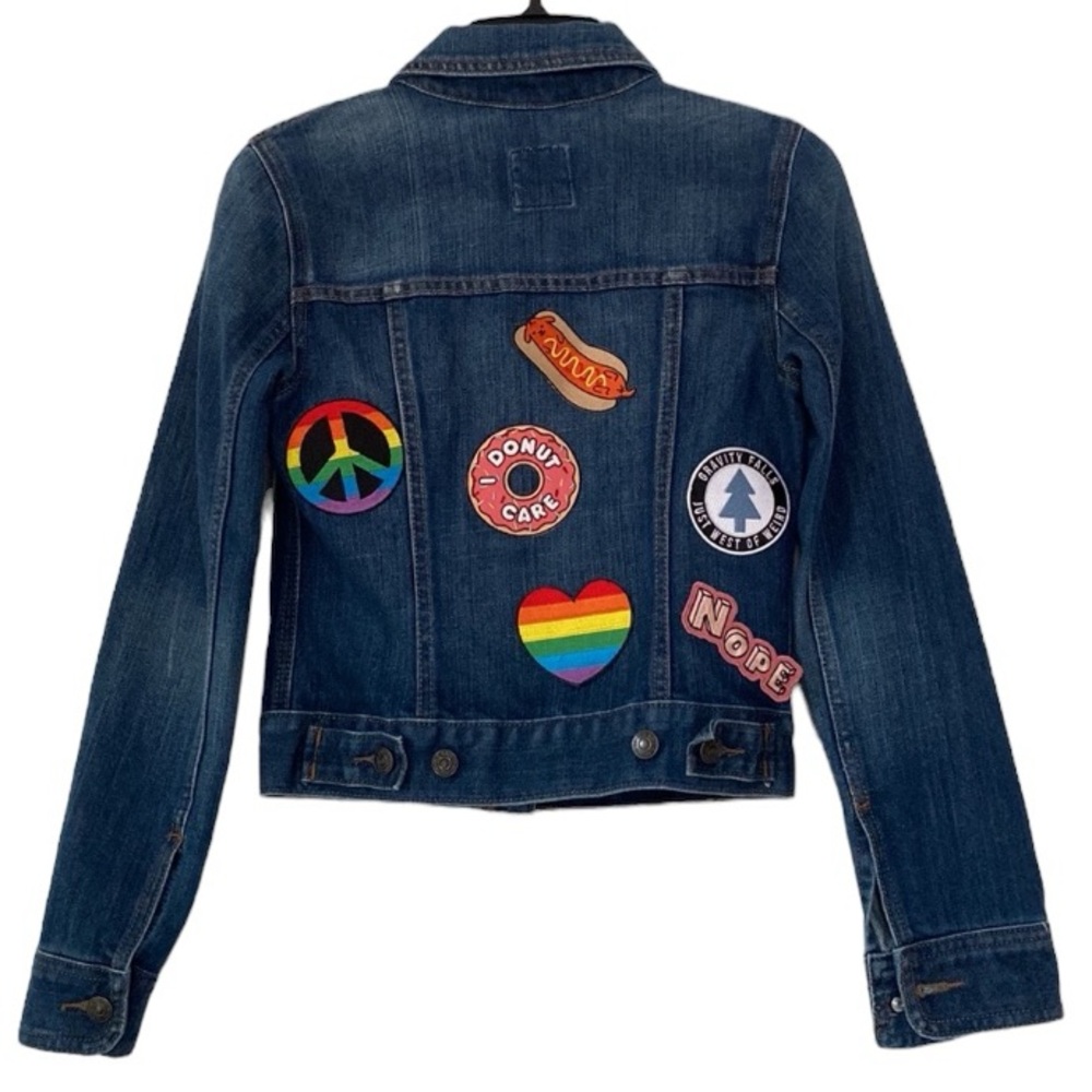 Old Navy Denim Trucker Jacket with 1970s Trend Patches Size XS